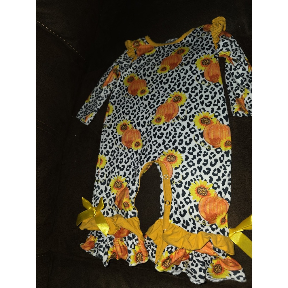 Marie nicole pumpkin sunflower fall autumn Halloween romper size 6 12 months